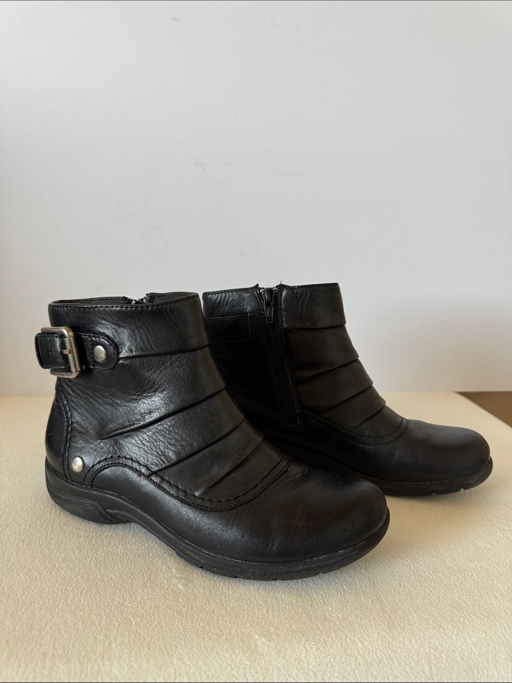Clarks Bendables Leather Ankle Boots